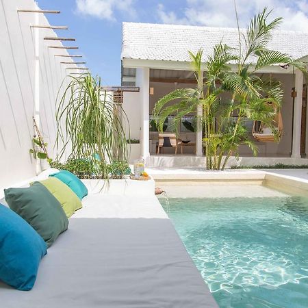 Villa Azcoyen - 3Br Villa In Canggu Εξωτερικό φωτογραφία