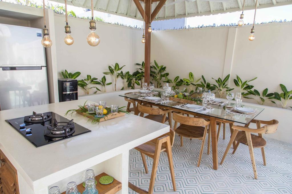 Villa Azcoyen - 3Br Villa In Canggu Εξωτερικό φωτογραφία